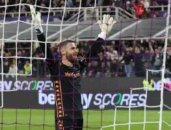 Selamatkan 2 Penalti vs AC Milan, Pelatih Fiorentina: De Gea Masih Monster!