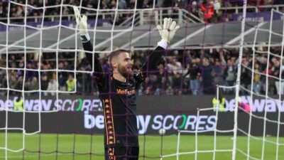 Selamatkan 2 Penalti vs AC Milan, Pelatih Fiorentina: De Gea Masih Monster!